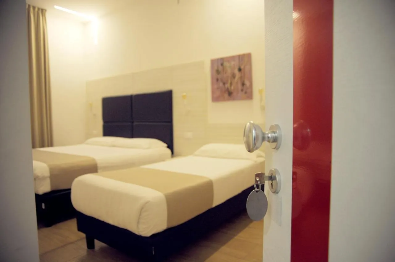 **  Hotel Fioralba 밀라노 이탈리아