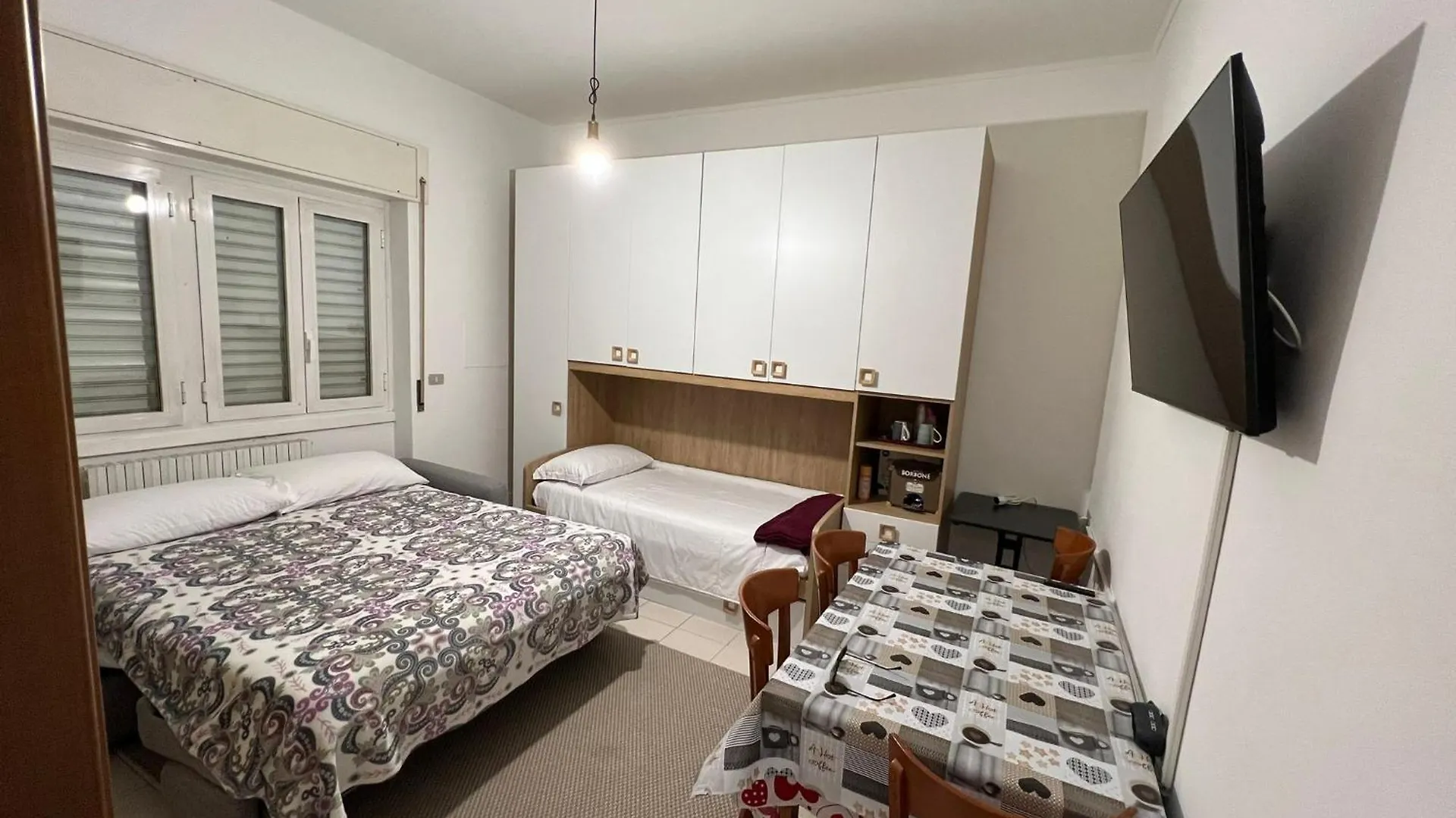 Hotel Fioralba Milan 2*,  Italy